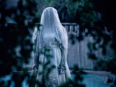  La Llorona: A Ghostly Tale of Sorrow and Regret?